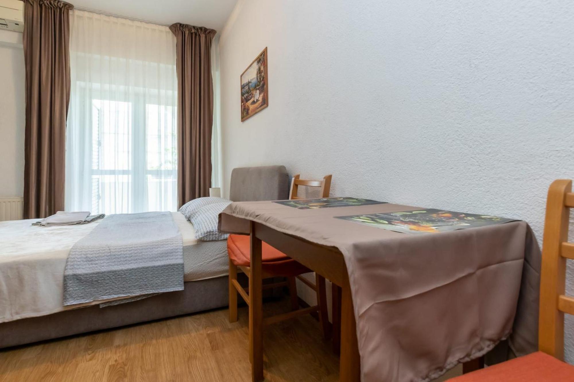 Apartments Dino Kaštela Buitenkant foto